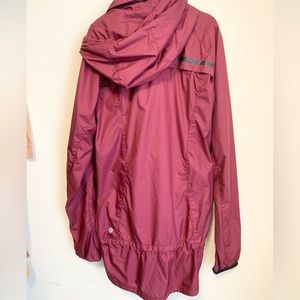 Lululemon pack it up windbreaker